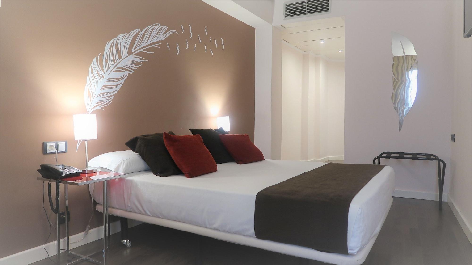 Hotel Teruel Plaza エクステリア 写真